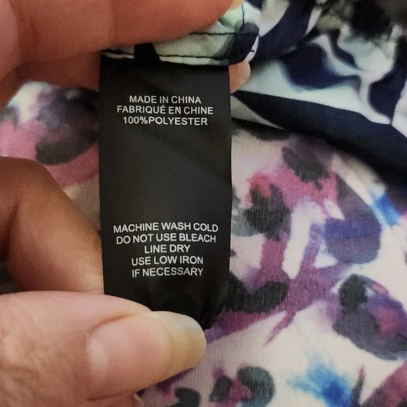 Vince Camuto Blouse - Picture 6 of 7